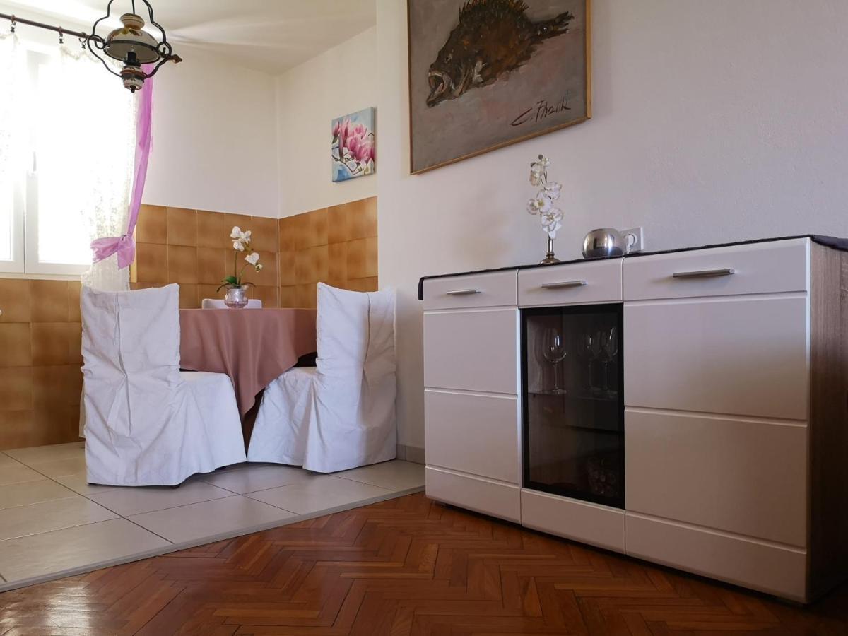 Apartment Magdic Brzac Екстериор снимка