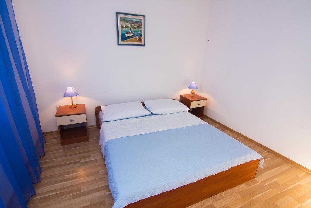 Apartment Magdic Brzac Екстериор снимка
