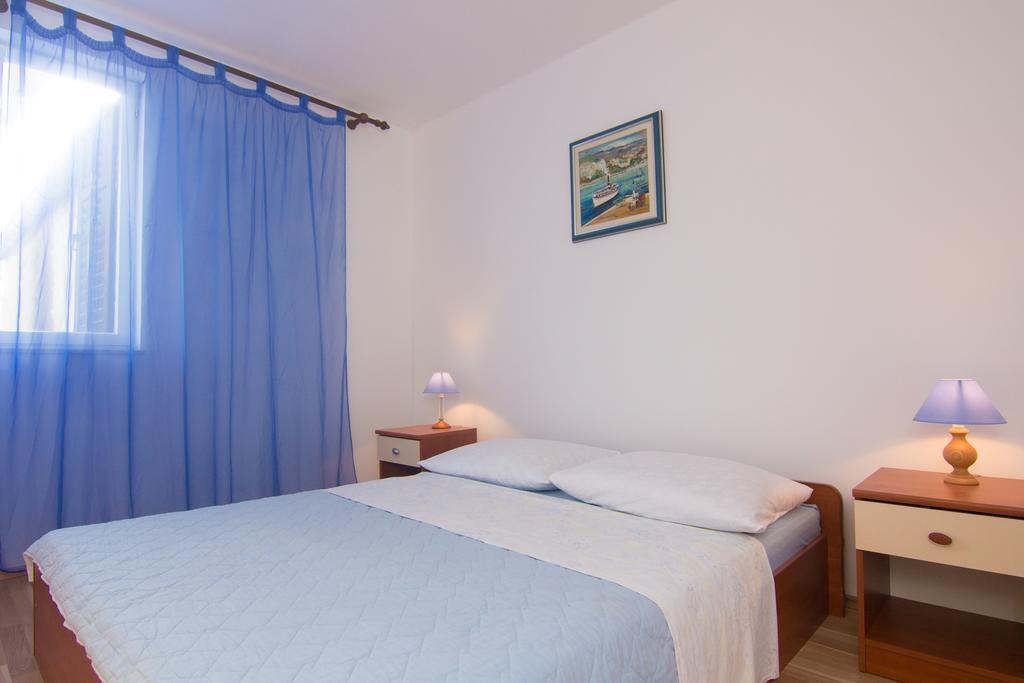 Apartment Magdic Brzac Екстериор снимка