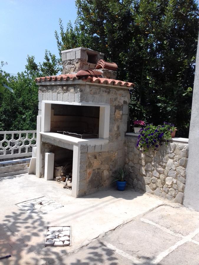 Apartment Magdic Brzac Екстериор снимка